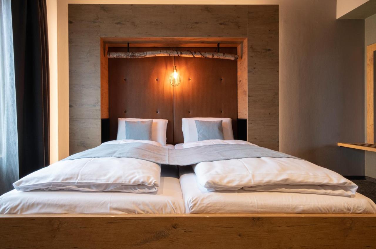 Riku Hotel Reutlingen Ngoại thất bức ảnh