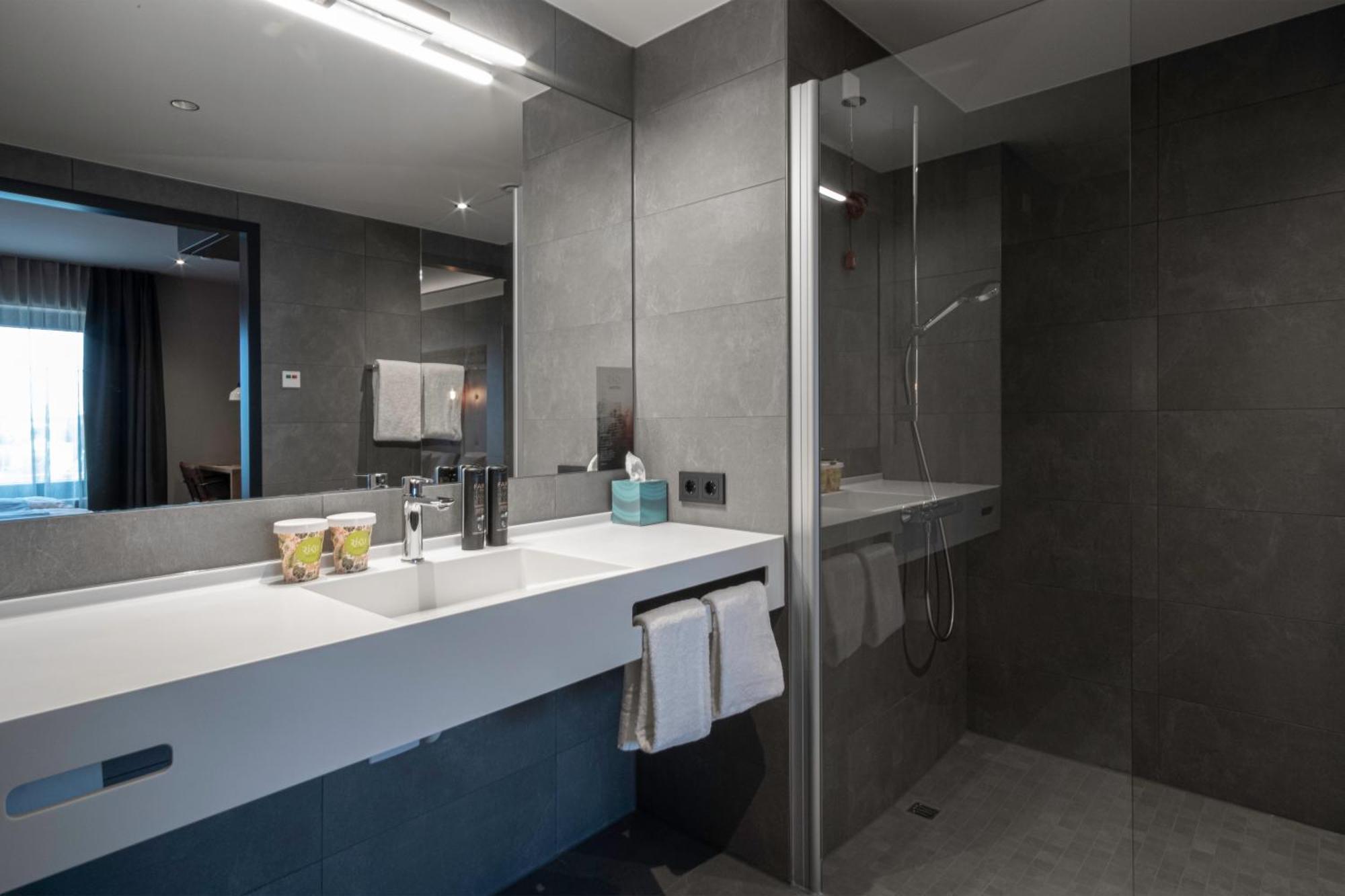 Riku Hotel Reutlingen Ngoại thất bức ảnh