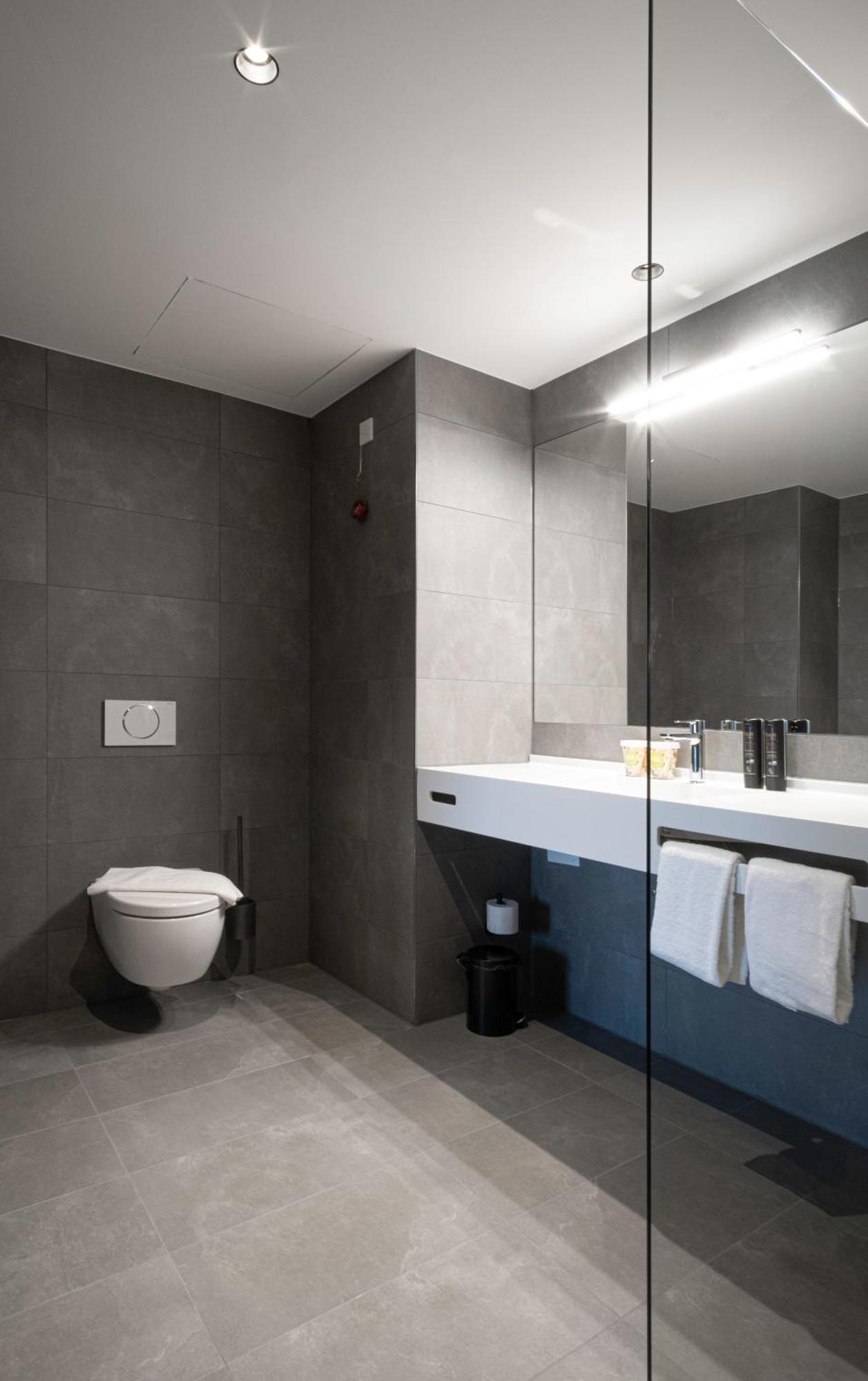 Riku Hotel Reutlingen Ngoại thất bức ảnh